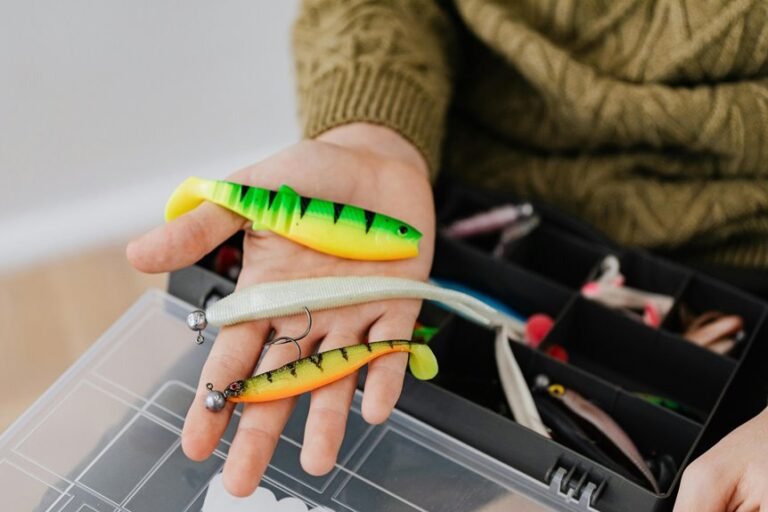 accurate fish locator devices
